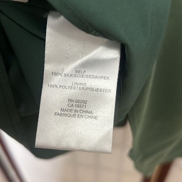 TIBI 100% SILK GREEN MINI BELL SLEEVE‎ DRESS SIZE 0 - Picture 8 of 9